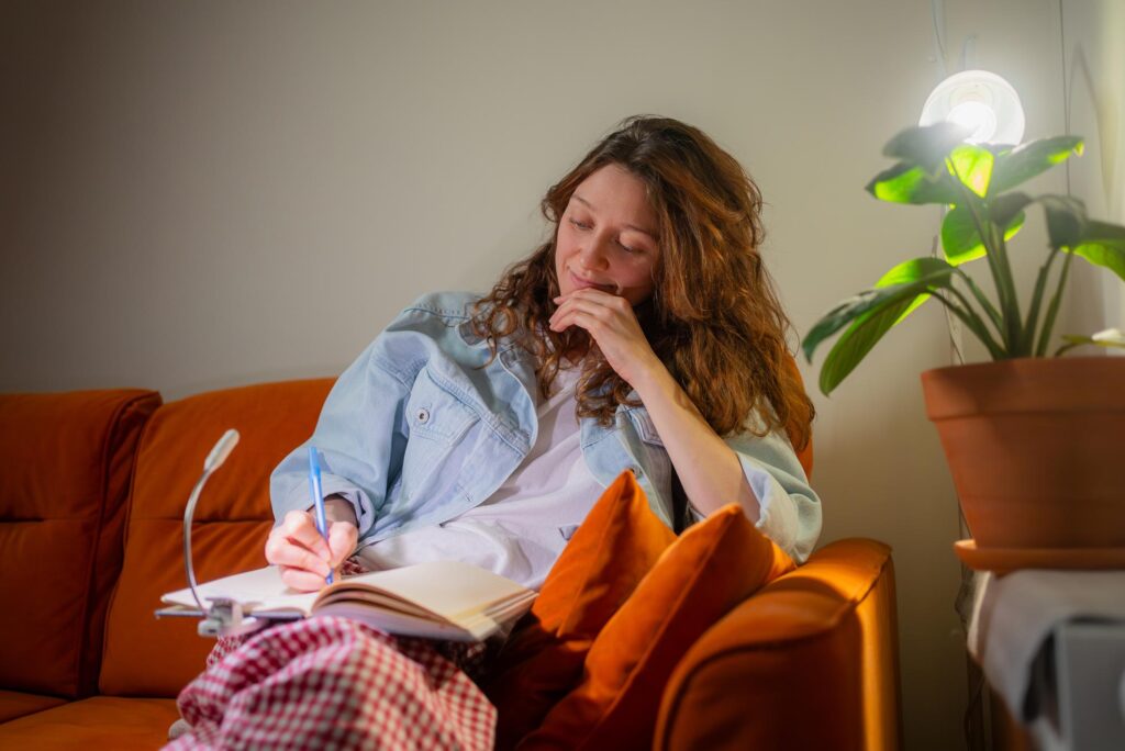 Momen Hening yang Membantu Menutup Hari dengan Lembut